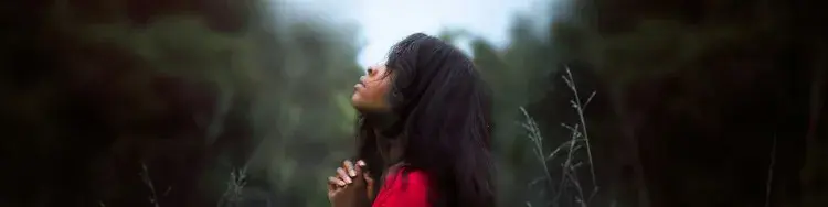 woman praying to God